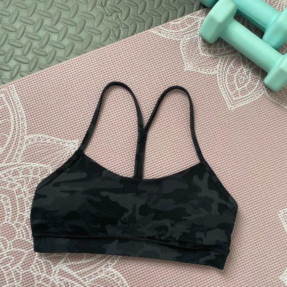 lululemon athletica Other - Lululemon Flow Y Nulu Bra